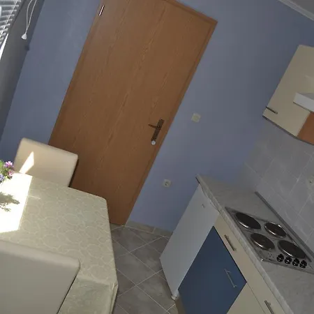 Apartments Zora Vis Chambre photo