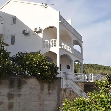 Apartments Zora Vis Extérieur photo