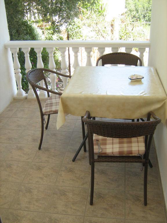 Apartment Zora Vis