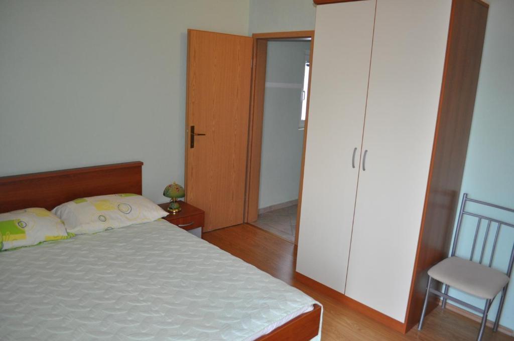 Apartament Zora Vis